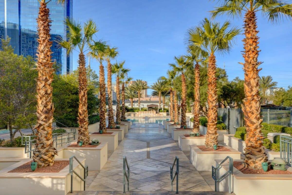 Casa de férias Mgm Signature-33-709 F1 Track & Strip View Balcony Las Vegas